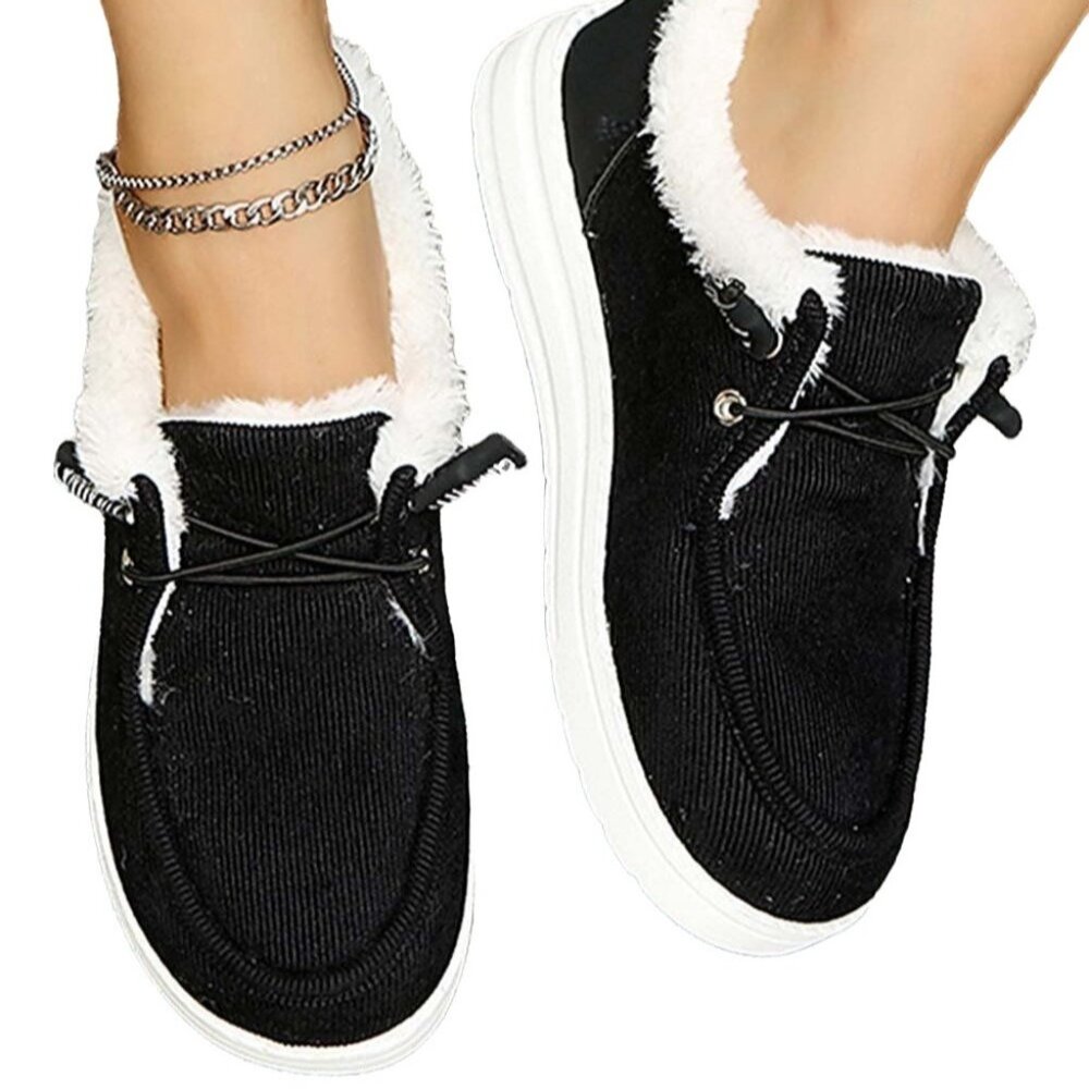 YASIRUN - Black Fleece-Accent Boat Sneaker